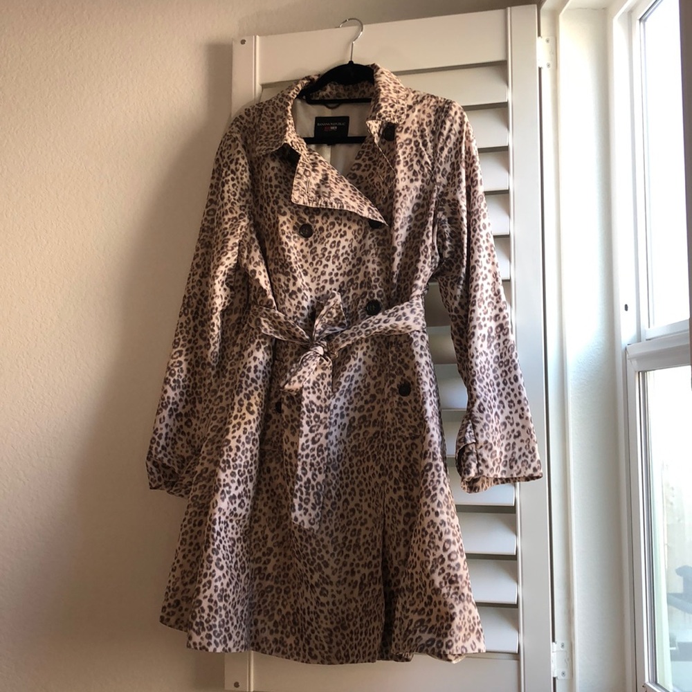 Banana Republic x MadMen leopard print Rain coat